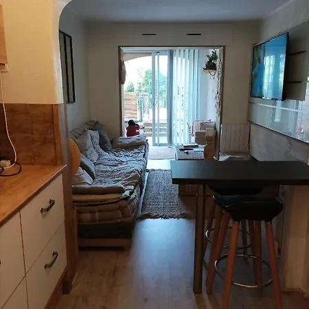 Escapade Cocooning Residence Avec Piscine Rez De Jardin Fibre Orange *